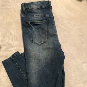 Forever 21: gently worn skinny fit jean